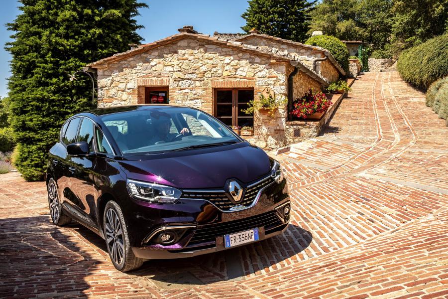  Renault Scenic Initiale Paris (J9) 2017 года  (WW) (фото 24 из 30)